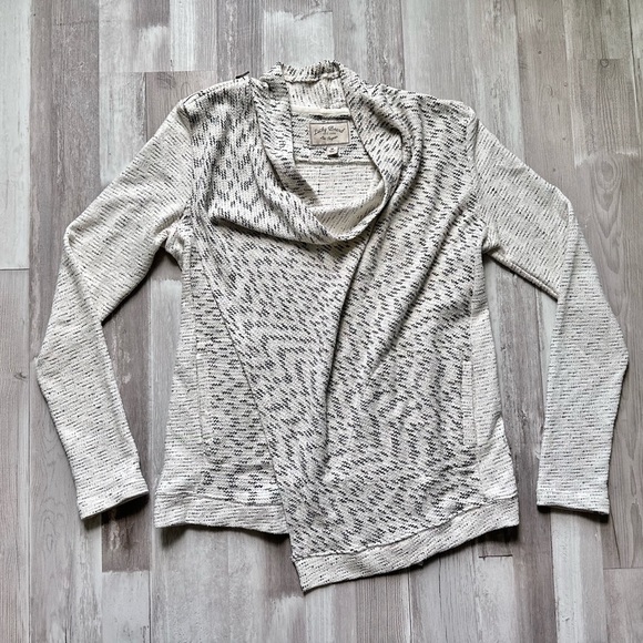 Lucky Brand Asymmetrical Boho Zip Shoulder Textured Drape Sweater | Size M - Picture 3 of 12